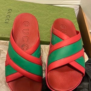 Rubber Gucci sandals